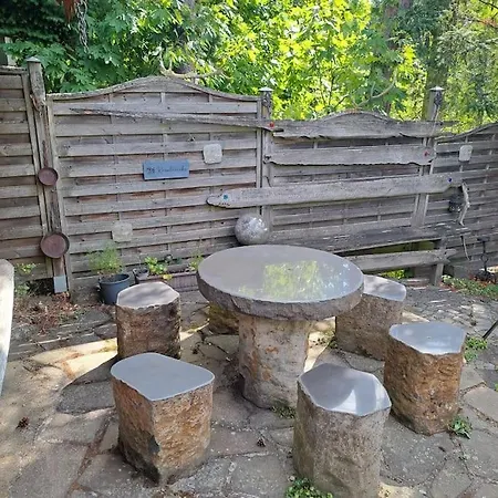 Schone Souterrainraume Mit Eigenem Eingang